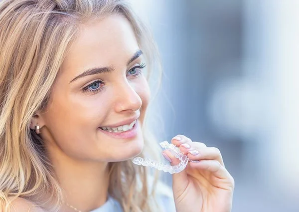 How Invisalign Aligners Accommodate Active Lifestyles and Sports Participation